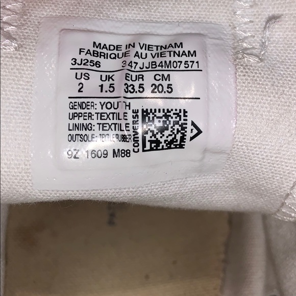 White converse - Picture 5 of 5
